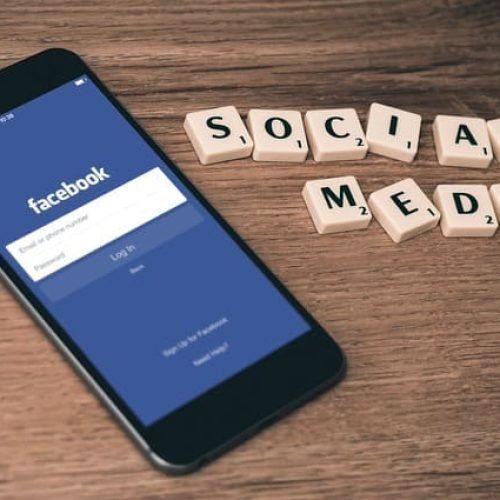 Τα social media 24/7 στην ζωή μας και η εντυπωσιακή επίδραση τους!
